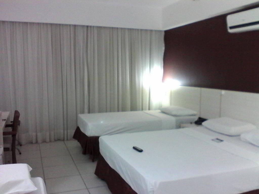 Suites Le Jardin - Caldas Novas Habitación foto